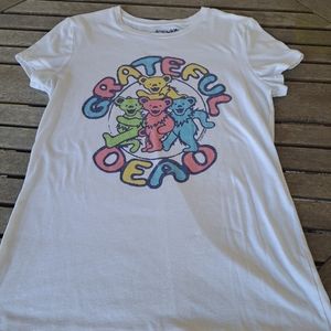 Women's Grateful Dead tshirt
